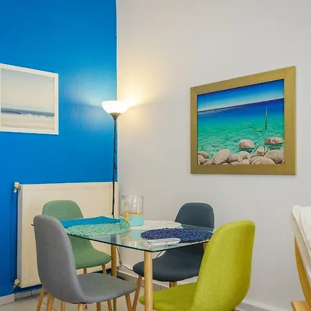 Downtown Apartment